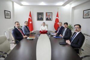 Valimiz Dr. Nurtac Arslan, Vali Yardımcıları ve İlçe Kaymakamları ile Bir Araya Geldi
