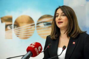 Aysu Bankoğlu’ndan Ekrem İmamoğlu’nun Gözaltına Alınmasına Sert Tepki: “Bunun Adı Darbedir!”