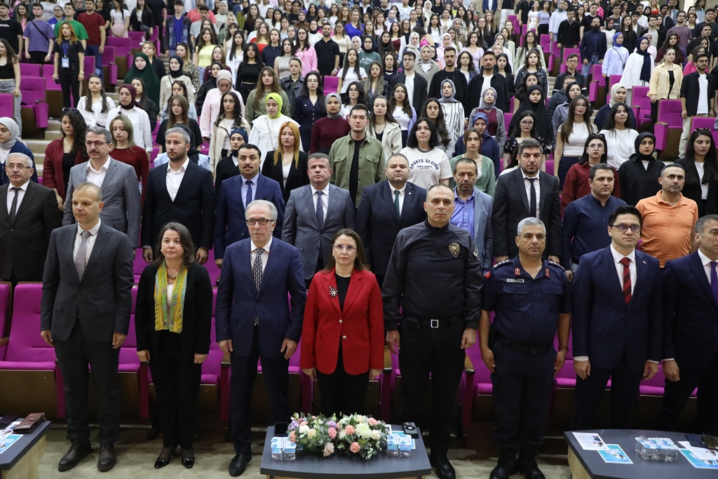 Dr. Nurtaç Arslan, “Bartın Üniversitesi 11. İstihdam ve Kariyer Günleri” Etkinliğine Katıldı