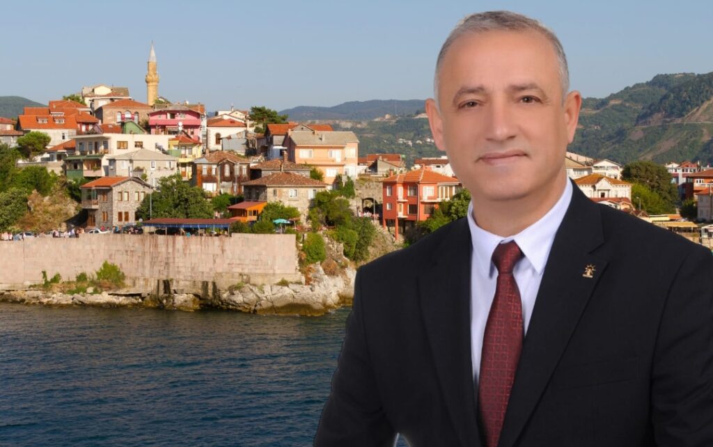 AK Parti’den CHP’ye Sert Tepki: “Amasra’ya Hizmet Suç Değil, Görevdir”